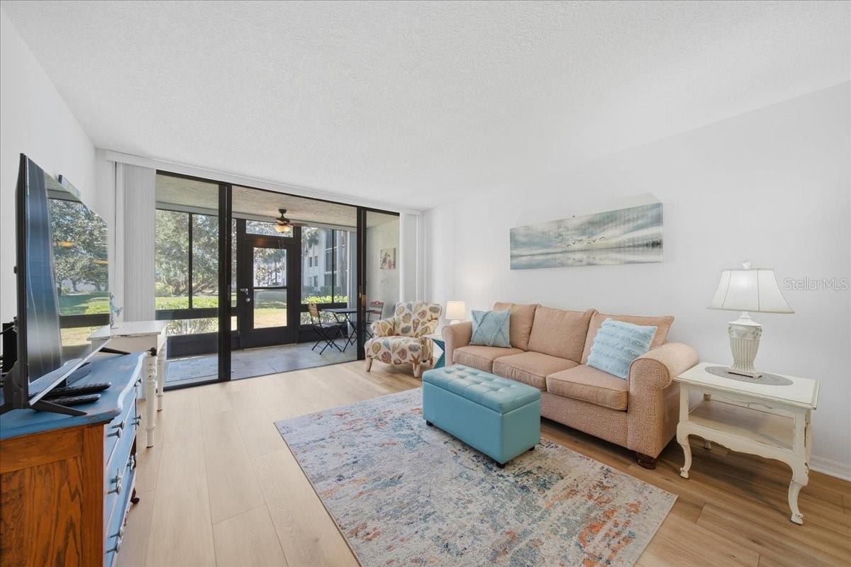 Image 11 of 35 For 11945 143rd Street 7108