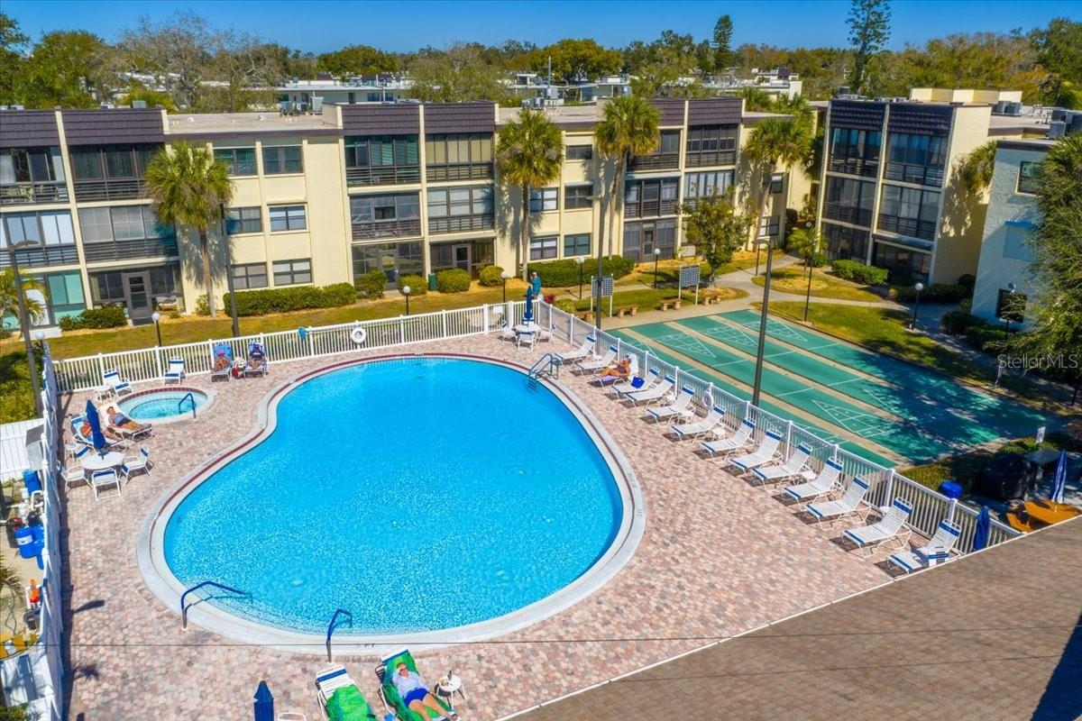 Image 26 of 35 For 11945 143rd Street 7108