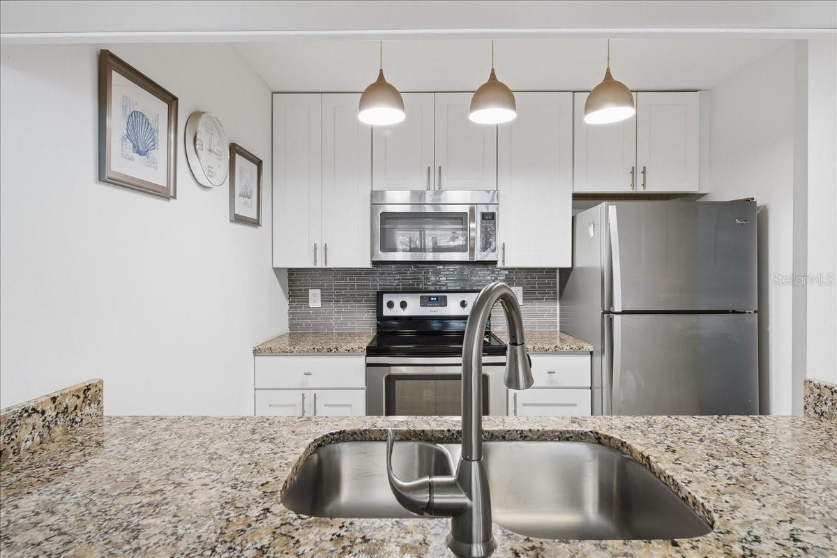 Image 8 of 35 For 11945 143rd Street 7108