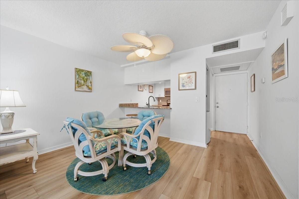 Image 9 of 35 For 11945 143rd Street 7108