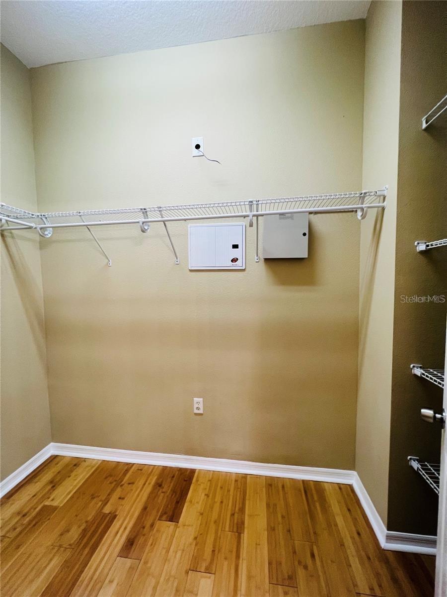 Image 14 of 23 For 6881 47th Lane N