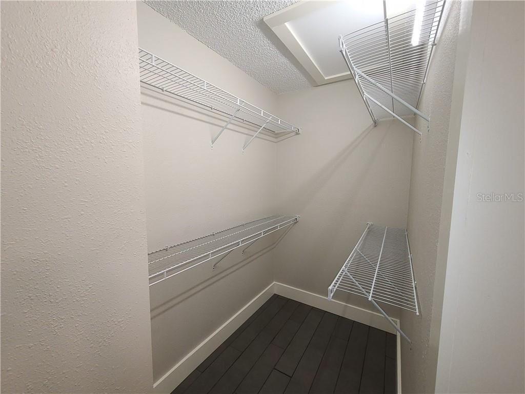 Image 17 of 38 For 4970 Marina Palms Drive