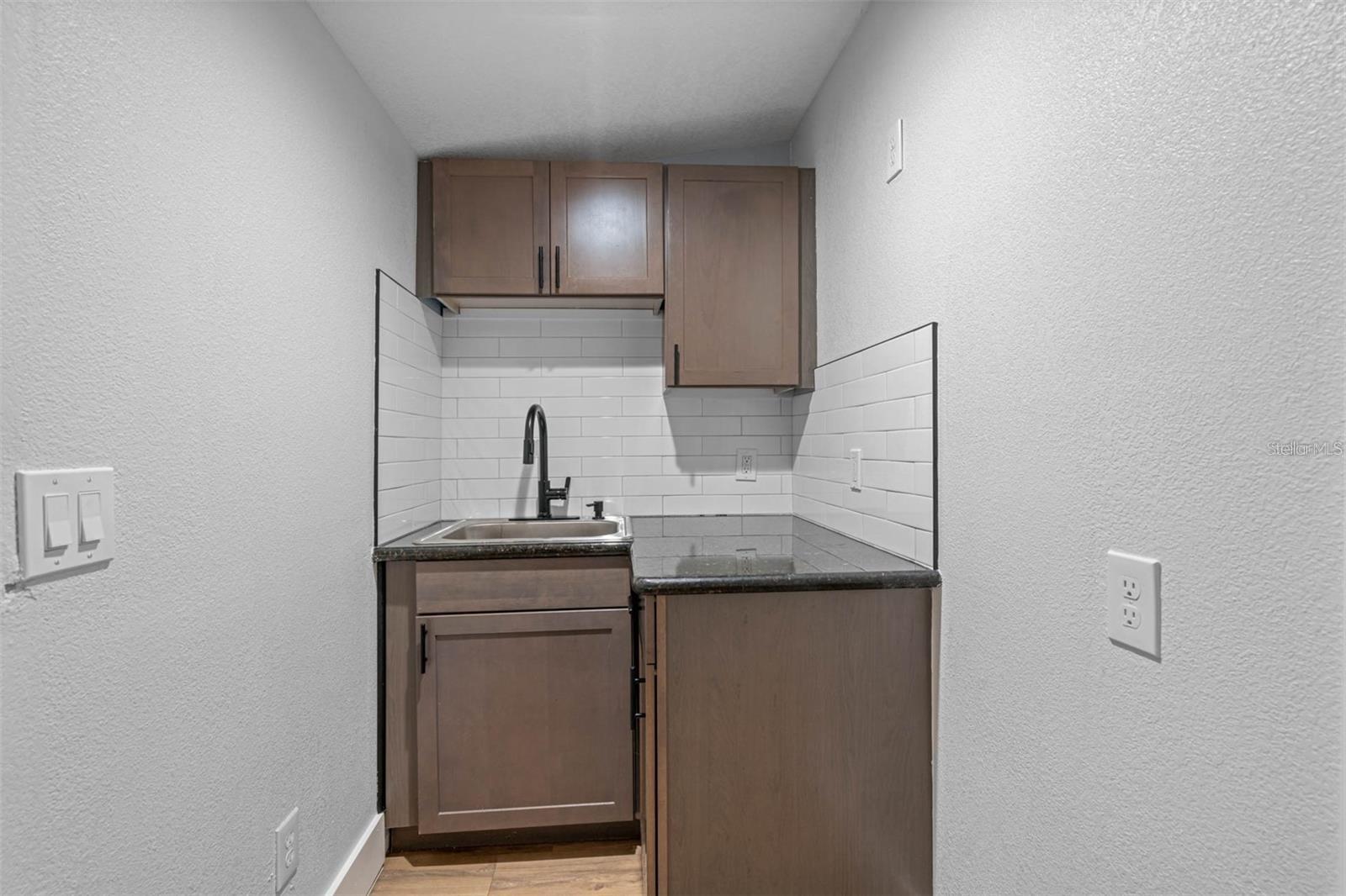 Image 33 of 40 For 11115 Stafford Lane