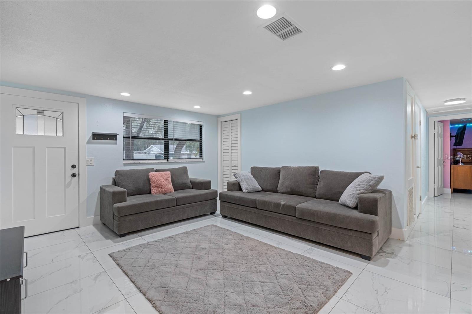 Image 7 of 40 For 11115 Stafford Lane