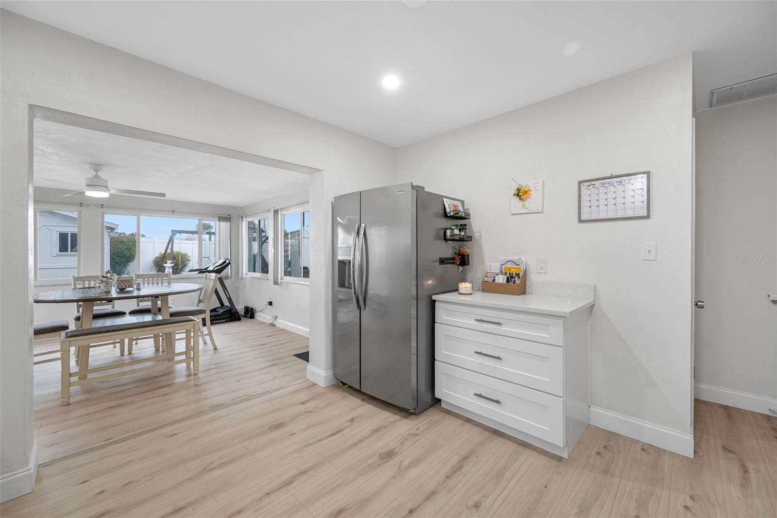 Image 11 of 51 For 1268 Robin Hood Lane