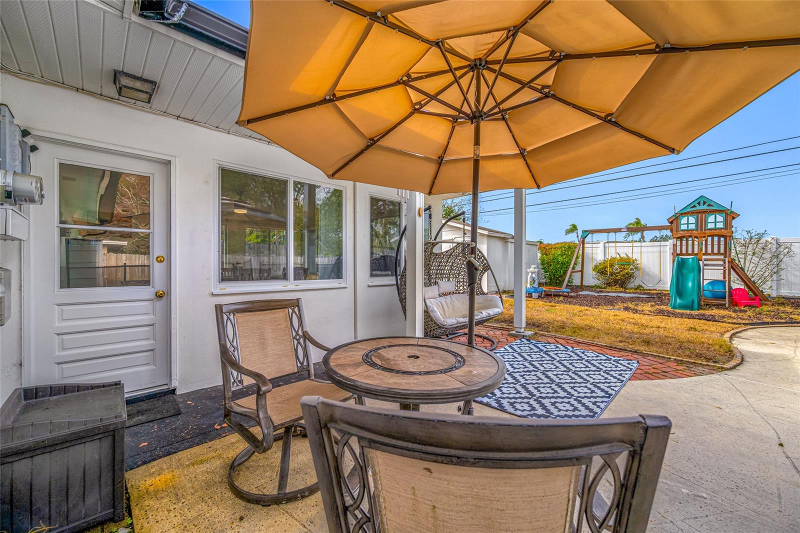 Image 31 of 51 For 1268 Robin Hood Lane