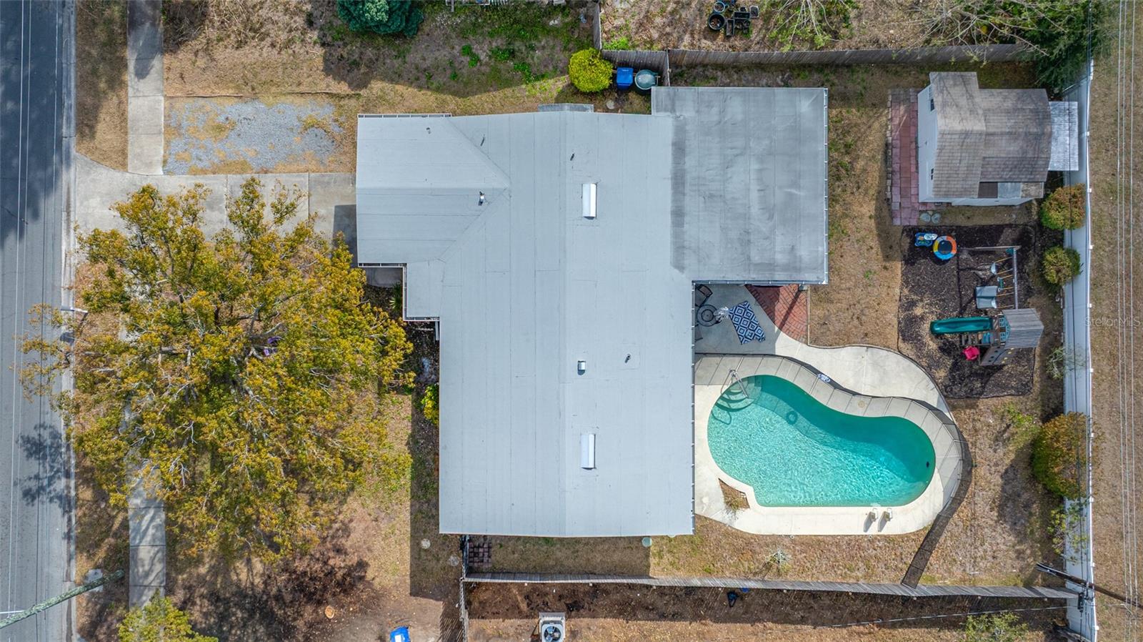 Image 43 of 51 For 1268 Robin Hood Lane