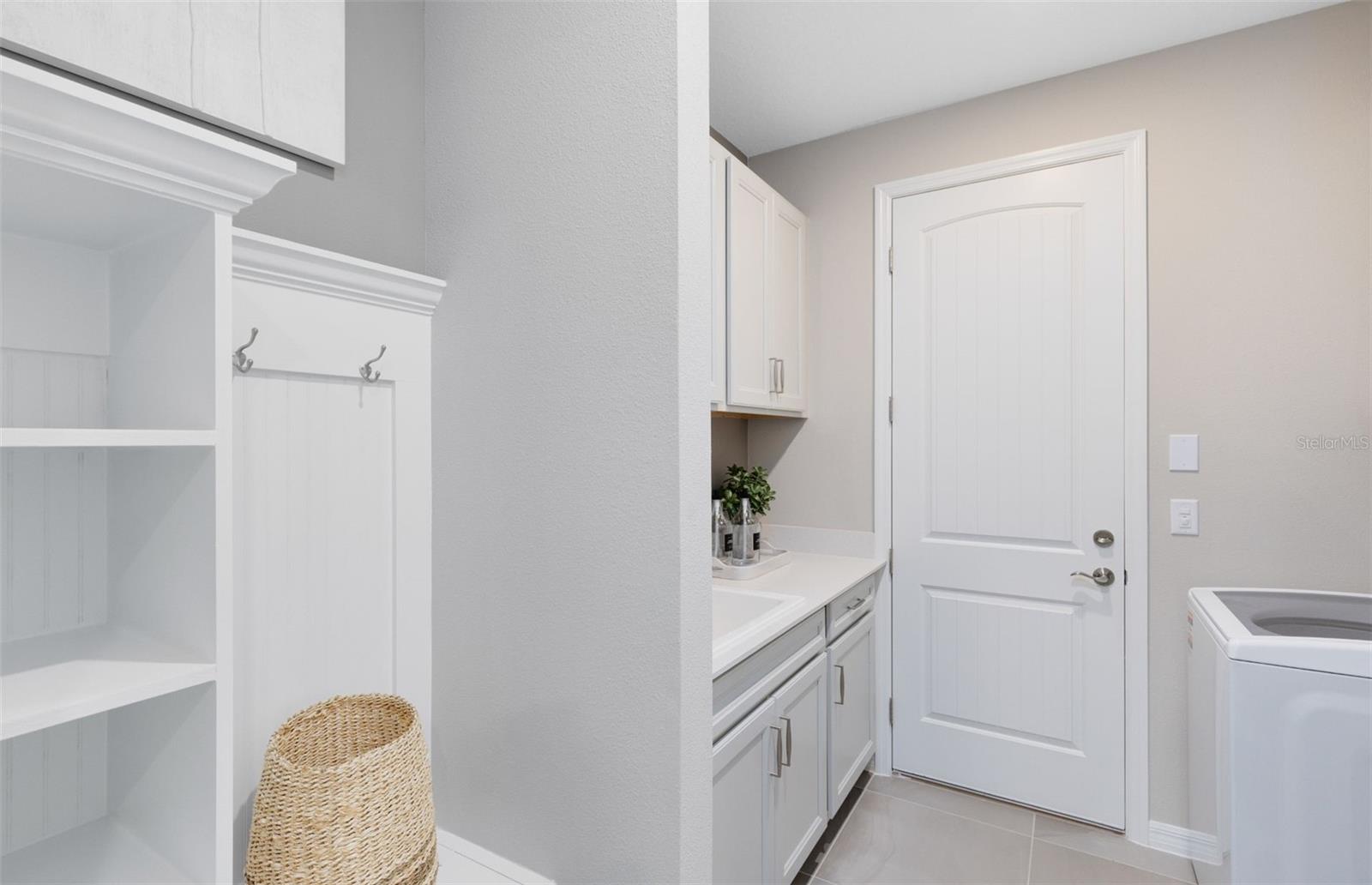 Listing photo id 12 for 13723 Evergreen Valley Drive