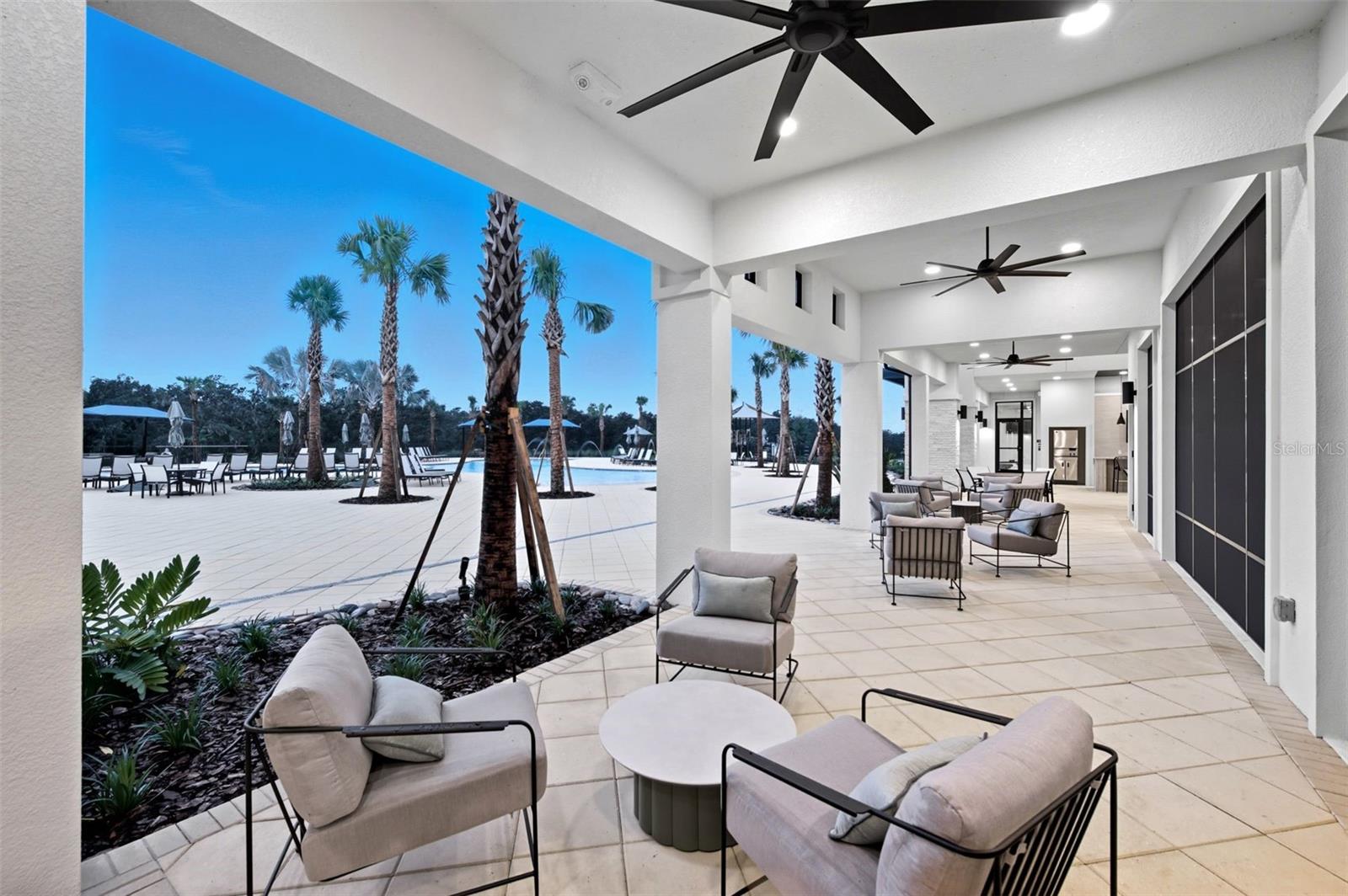 Listing photo id 27 for 13723 Evergreen Valley Drive