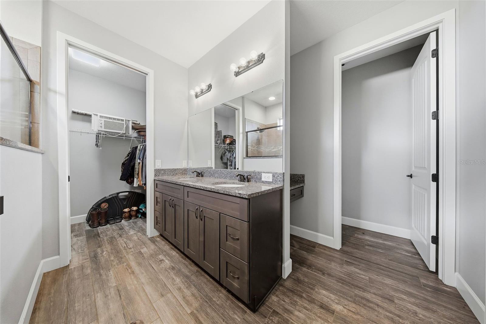 Image 18 of 48 For 3090 80 Foot Road