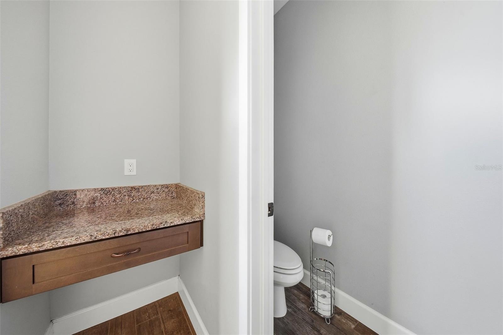 Image 21 of 48 For 3090 80 Foot Road