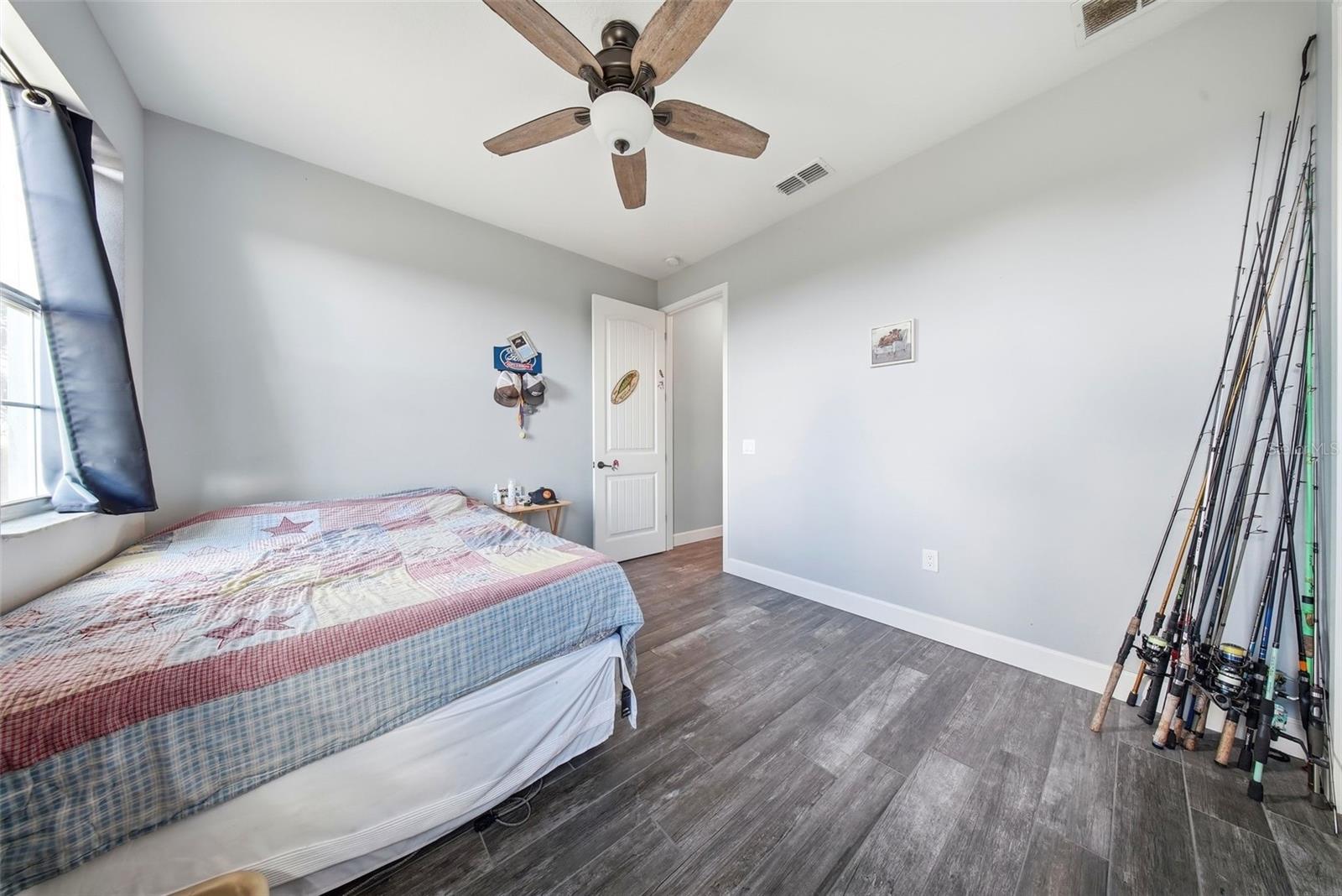 Image 29 of 48 For 3090 80 Foot Road