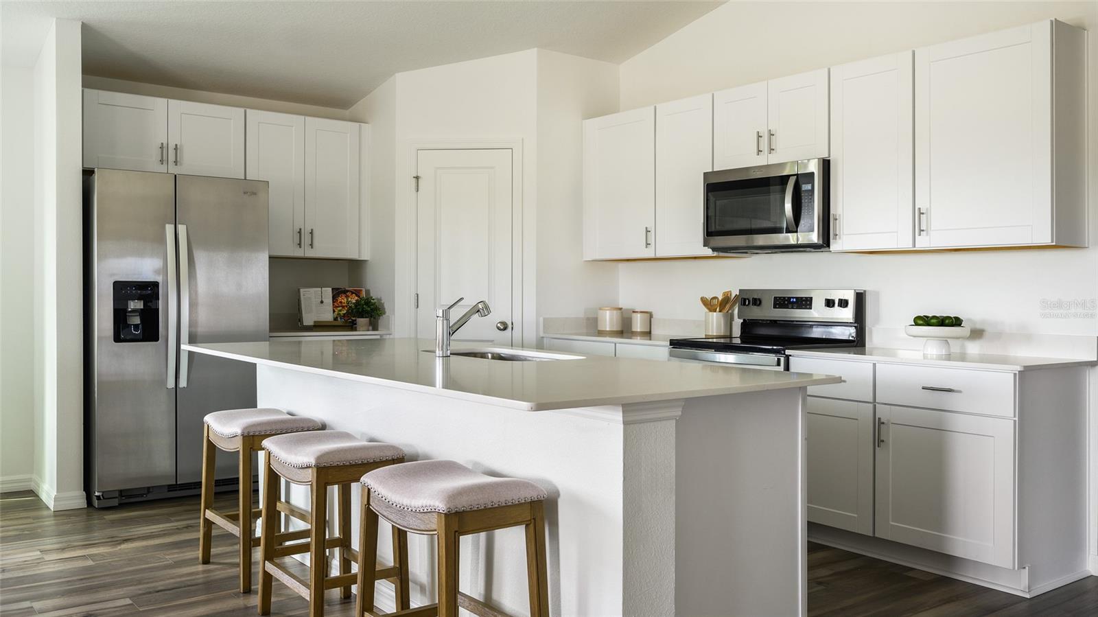 Image 7 of 30 For 1740 Vanilla Street