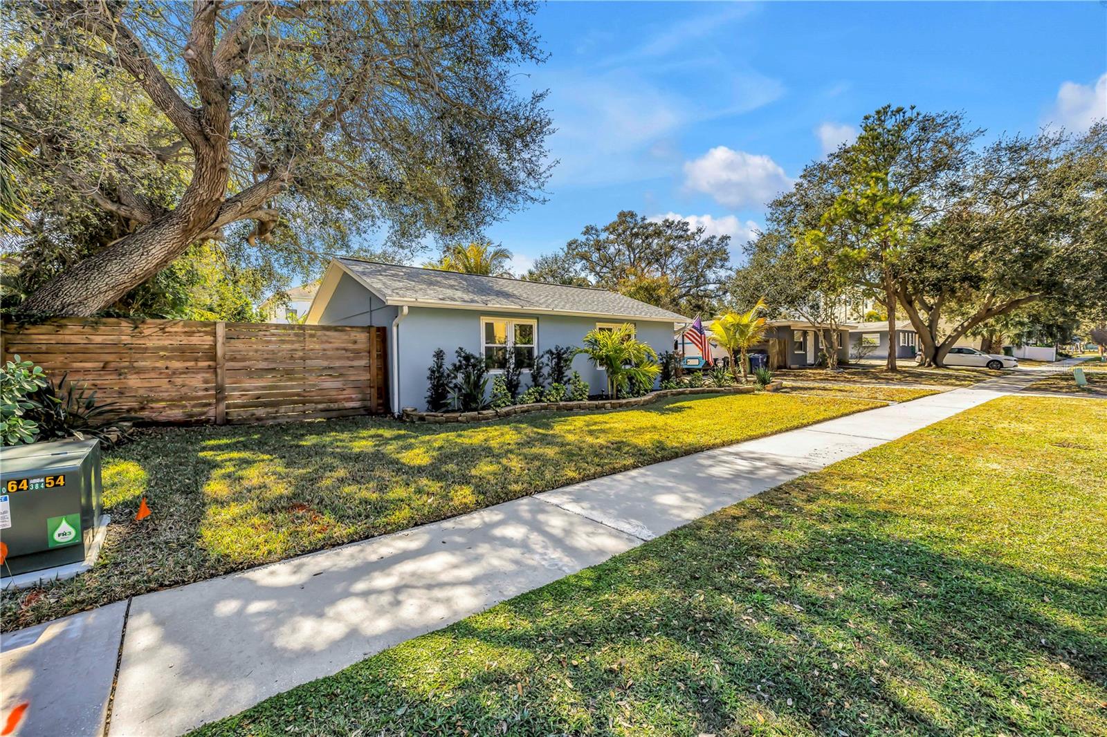 Image 21 of 38 For 2834 Bay Haven Drive