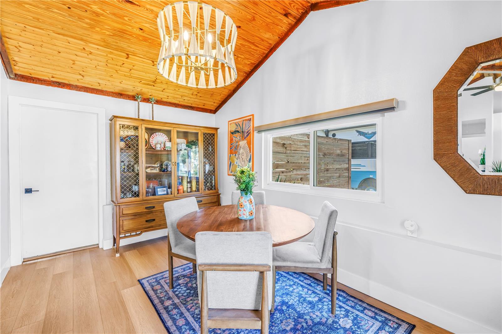 Image 5 of 38 For 2834 Bay Haven Drive