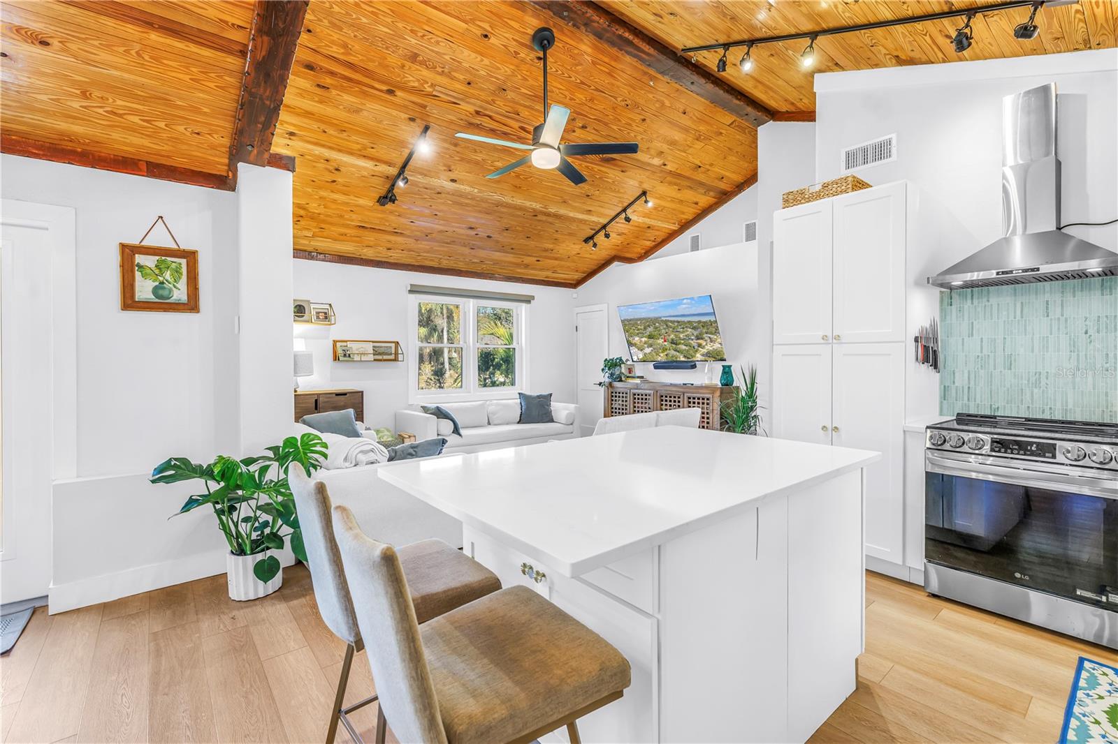 Image 6 of 38 For 2834 Bay Haven Drive