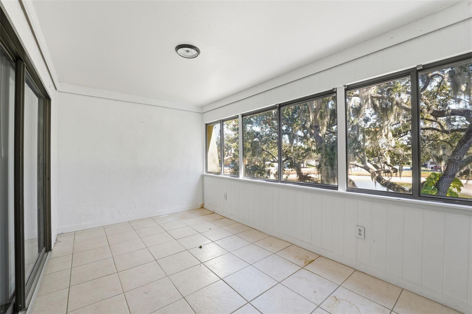 Image 32 of 38 For 6033 Topher Trail 6033