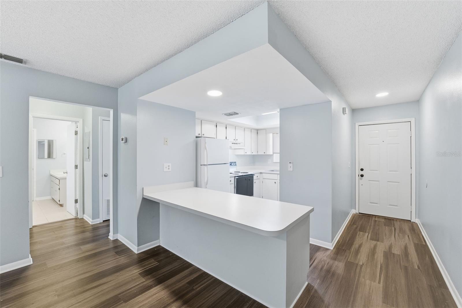 Image 7 of 38 For 6033 Topher Trail 6033