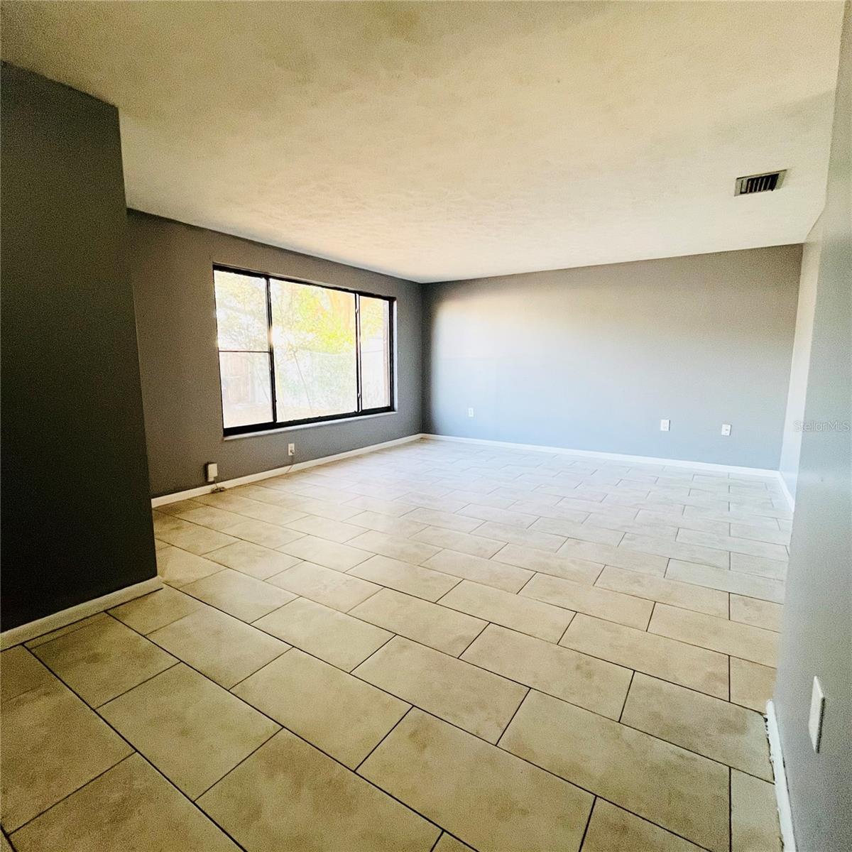 Image 10 of 28 For 502 Calhoun Avenue