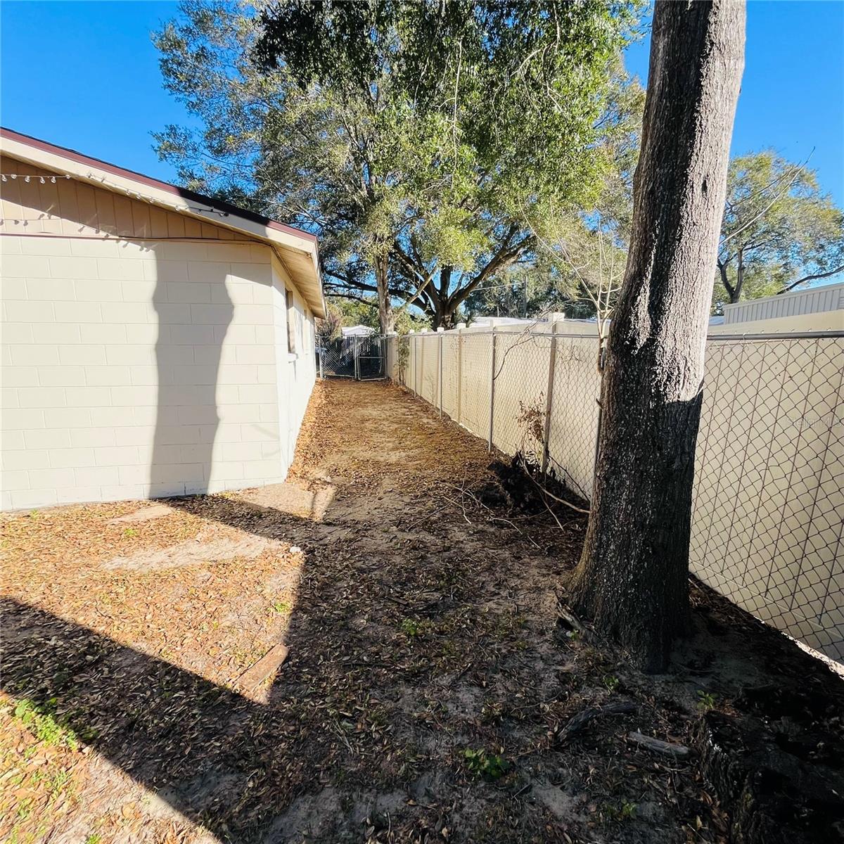 Image 6 of 28 For 502 Calhoun Avenue