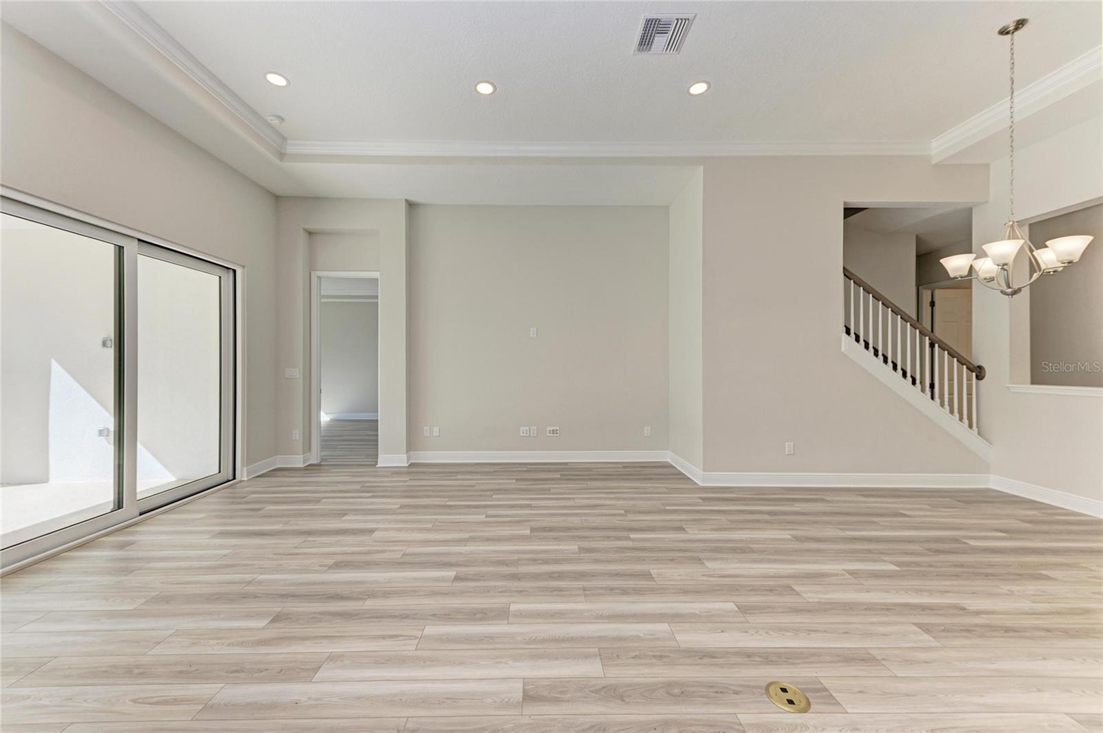 Listing photo id 18 for 15014 Rider Pass Drive