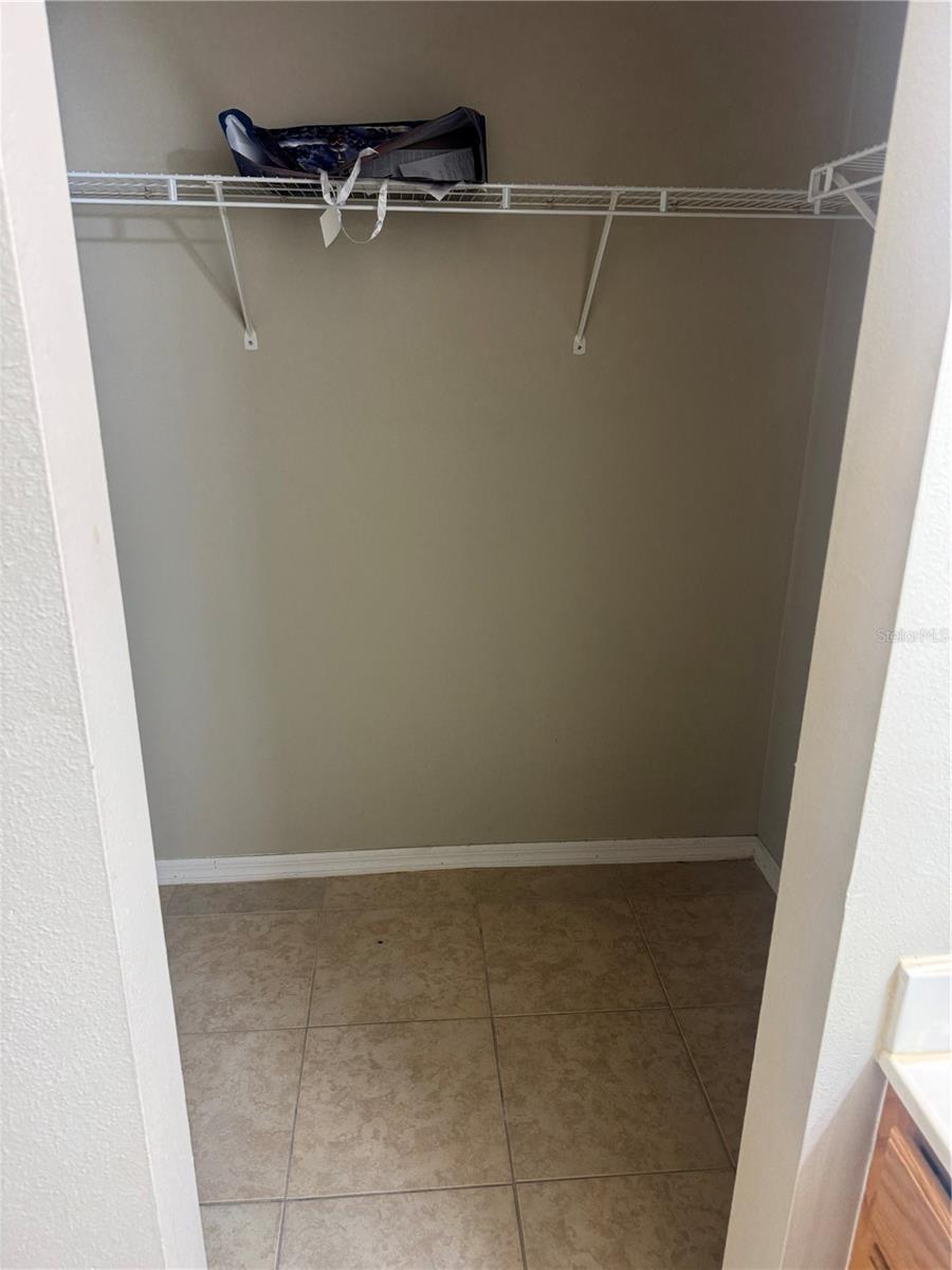 Image 15 of 24 For 1045 Brenton Leaf Drive