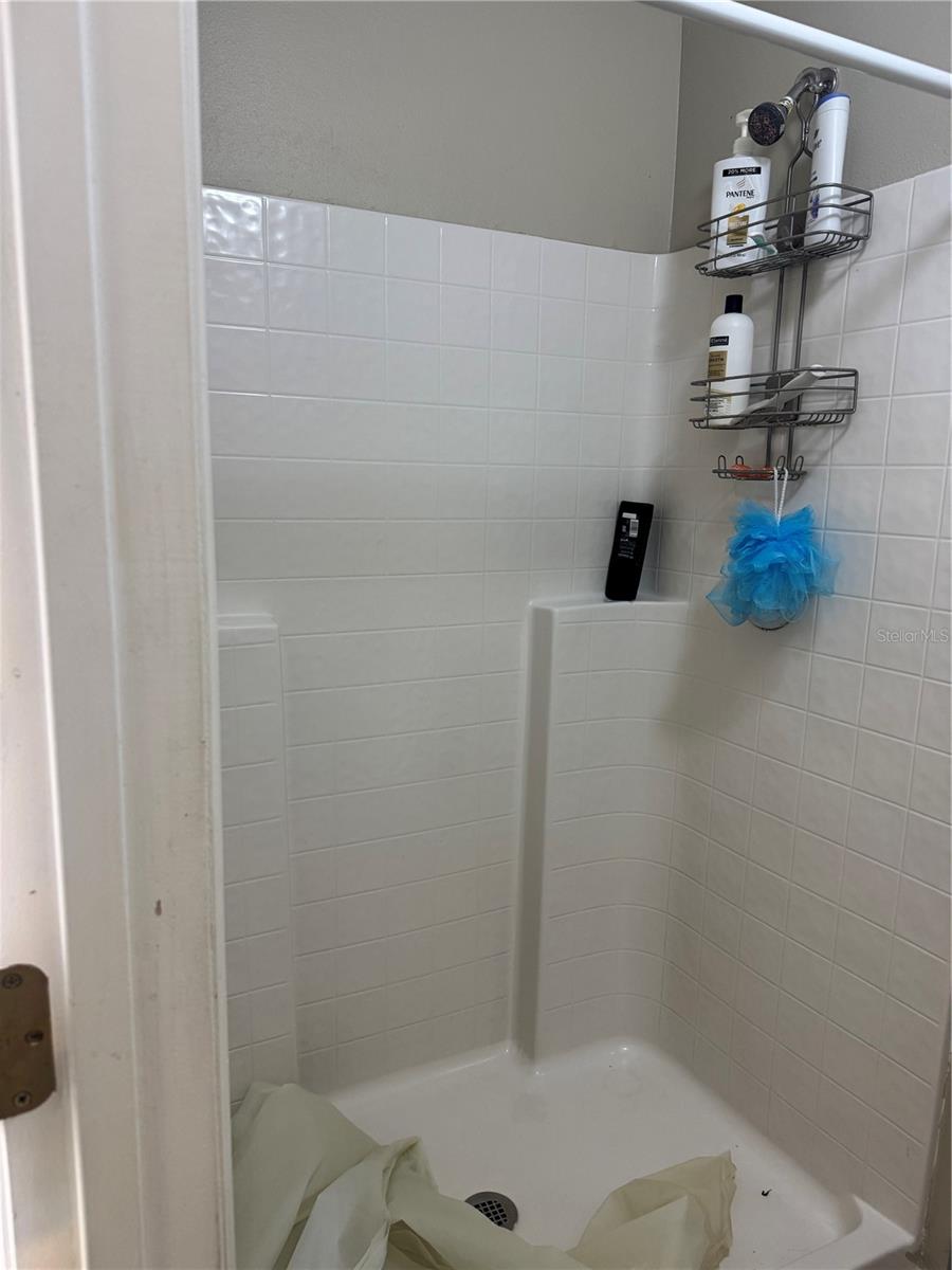 Image 18 of 24 For 1045 Brenton Leaf Drive