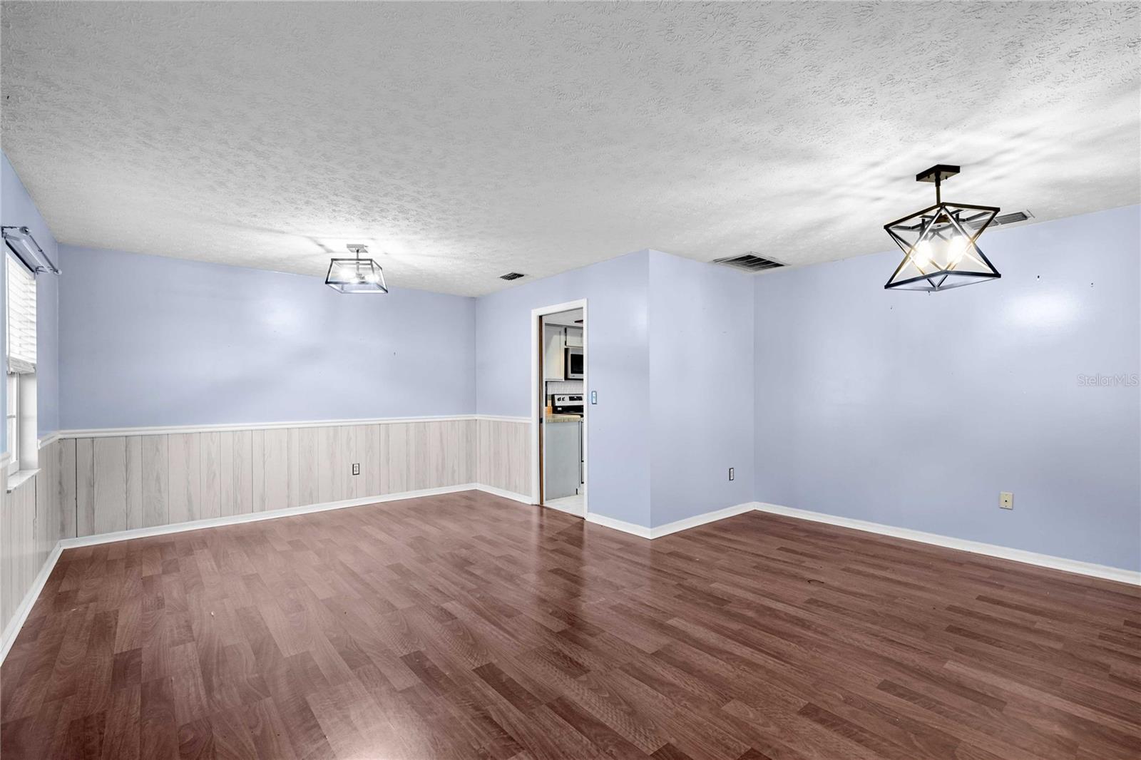 Listing photo id 2 for 31226 Saint Joe Road