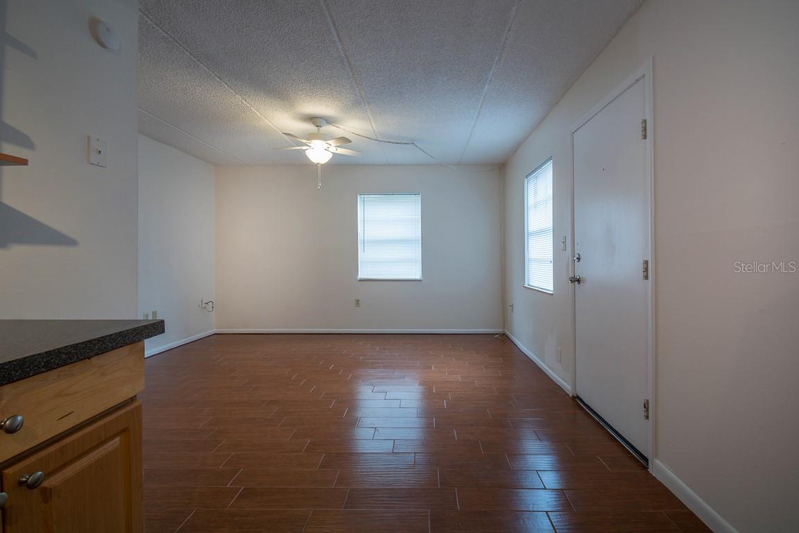 Image 19 of 24 For 5221 Bayshore Boulevard 32