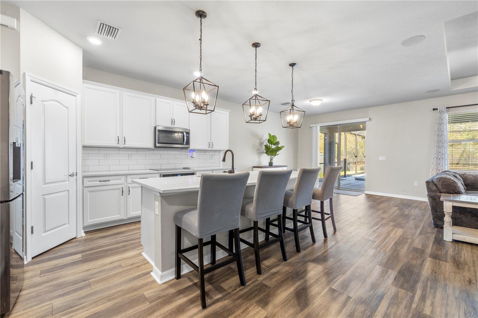 Image 15 of 80 For 7618 Pool Compass Loop