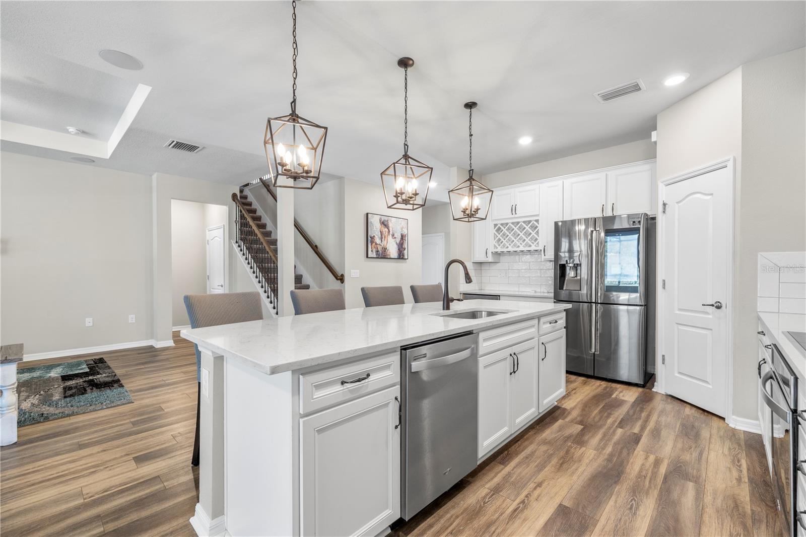 Image 22 of 80 For 7618 Pool Compass Loop