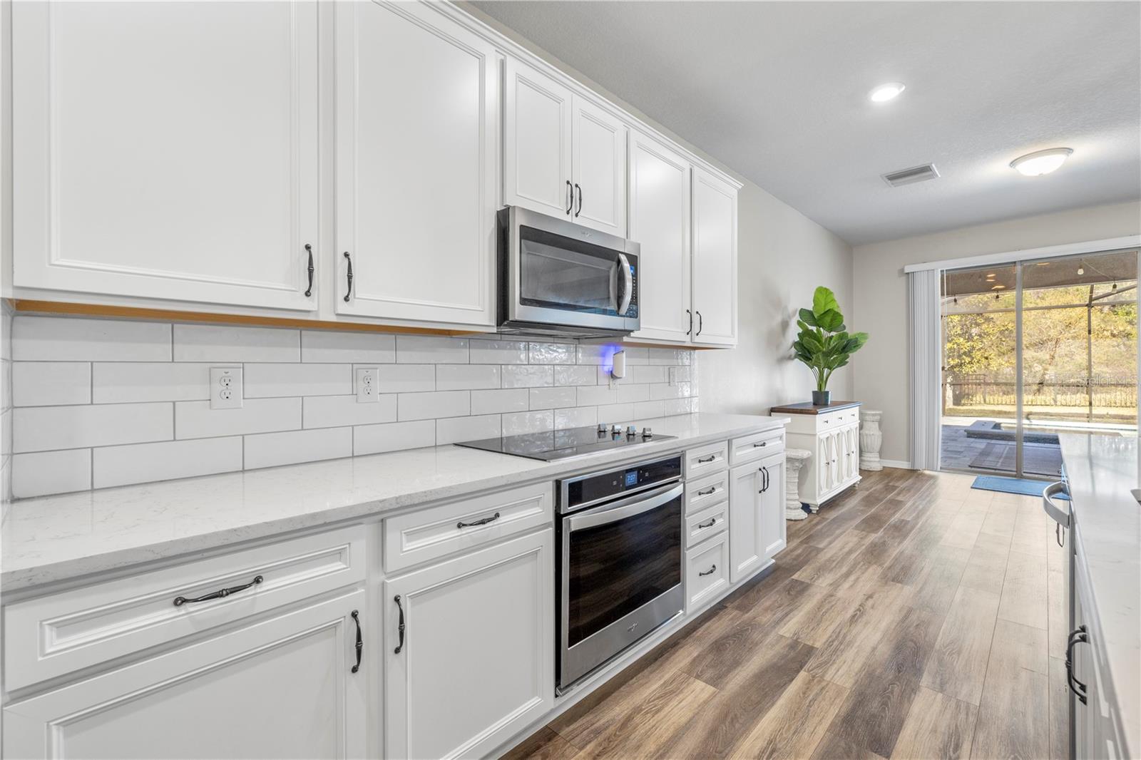 Image 23 of 80 For 7618 Pool Compass Loop