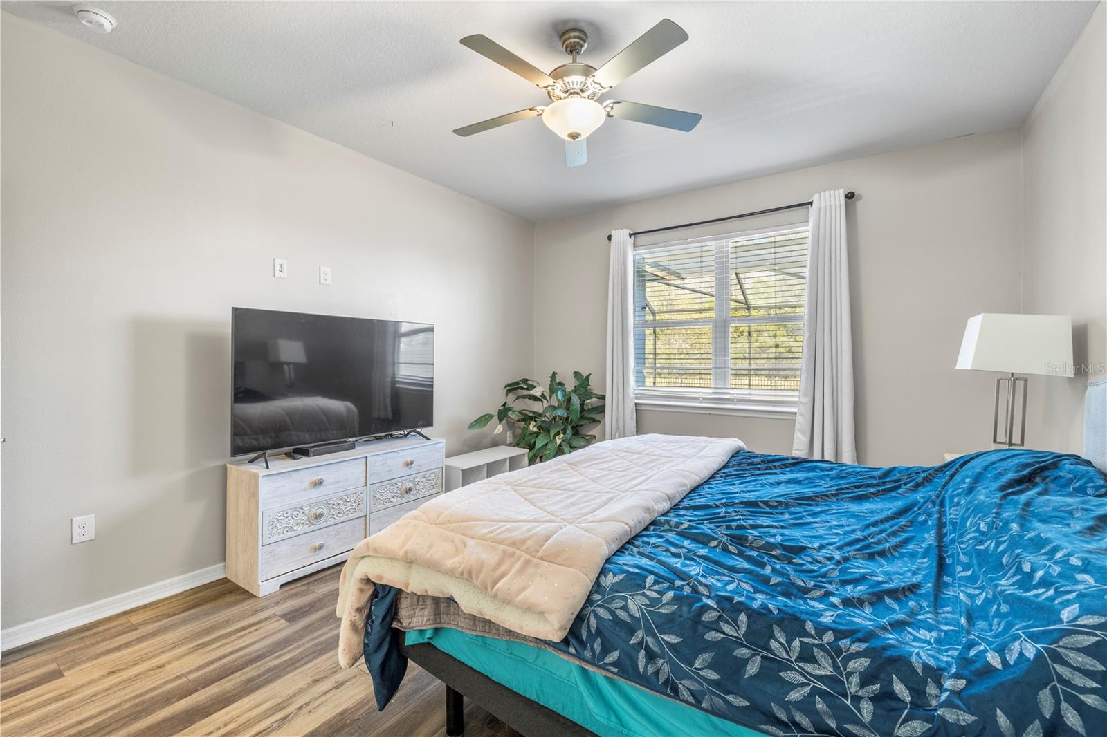 Image 32 of 80 For 7618 Pool Compass Loop