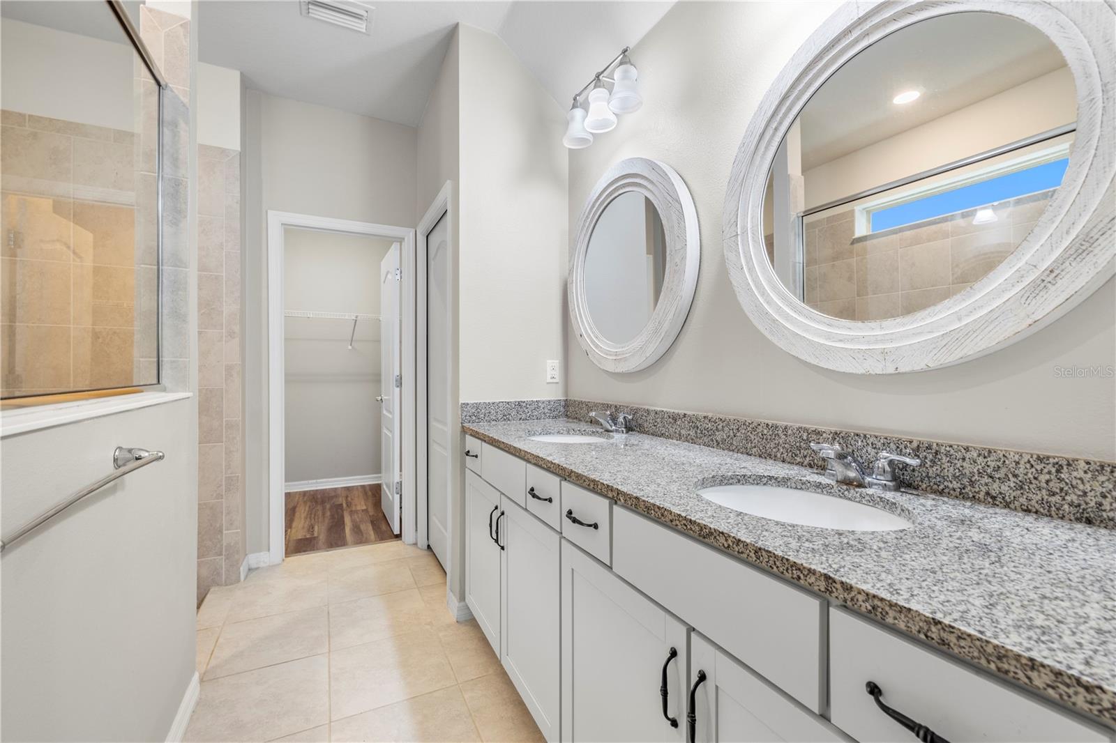 Image 33 of 80 For 7618 Pool Compass Loop