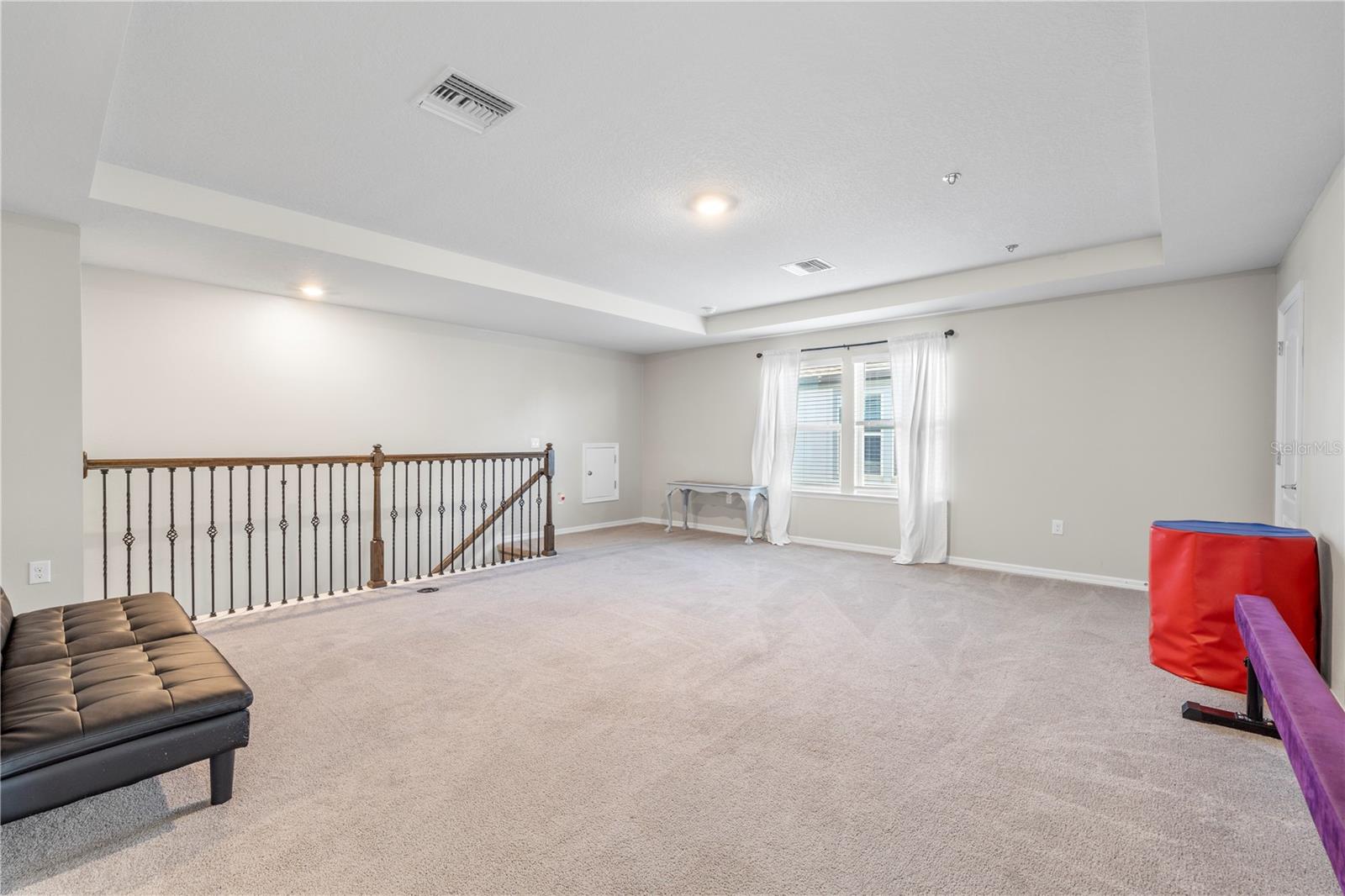 Image 41 of 80 For 7618 Pool Compass Loop