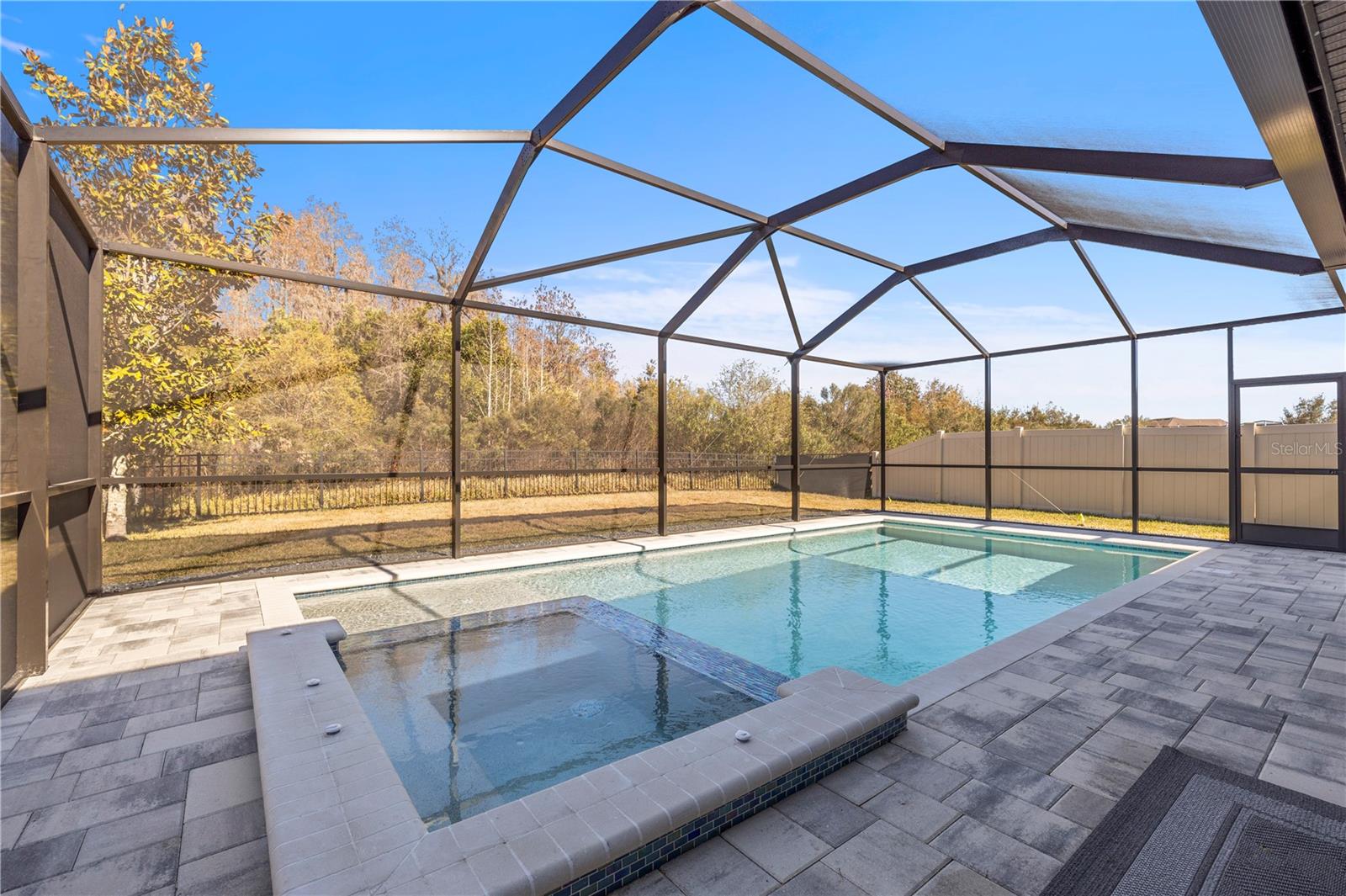 Image 58 of 80 For 7618 Pool Compass Loop