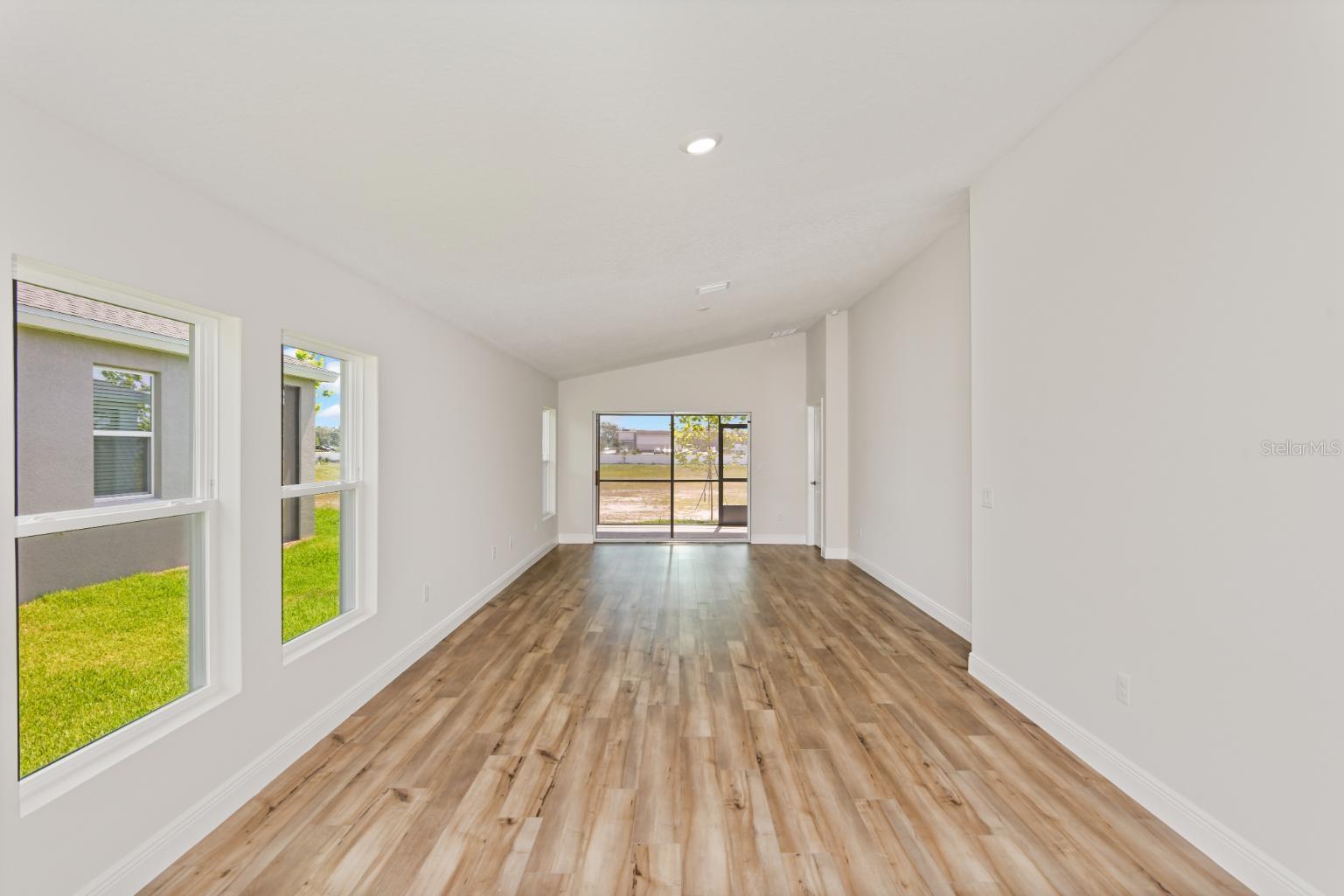 Image 13 of 35 For 6182 Sw 96th Place