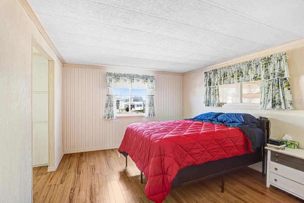 Image 21 of 41 For 14299 Nectarine Street