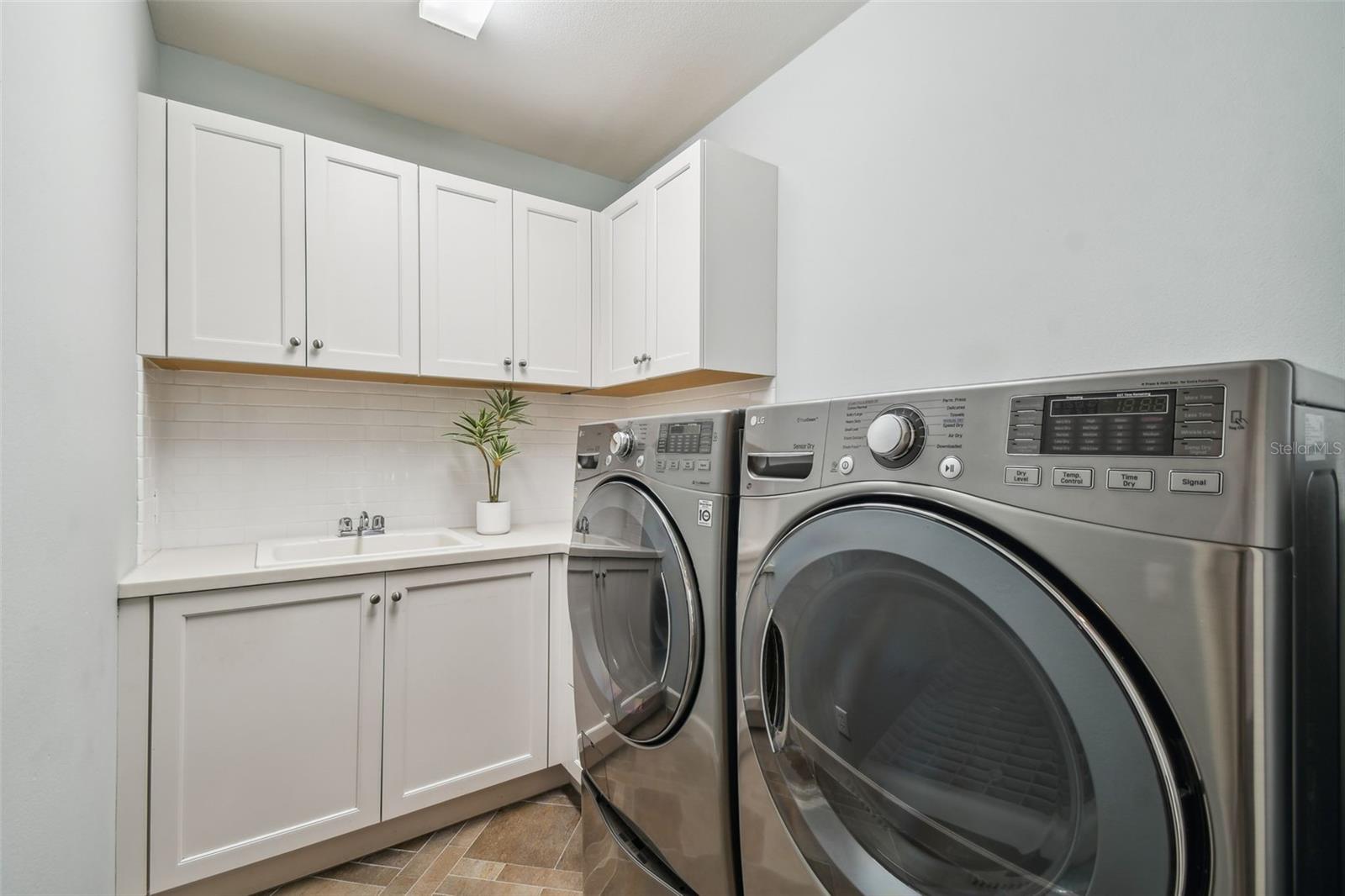 Image 52 of 90 For 2935 Grey Oaks Boulevard