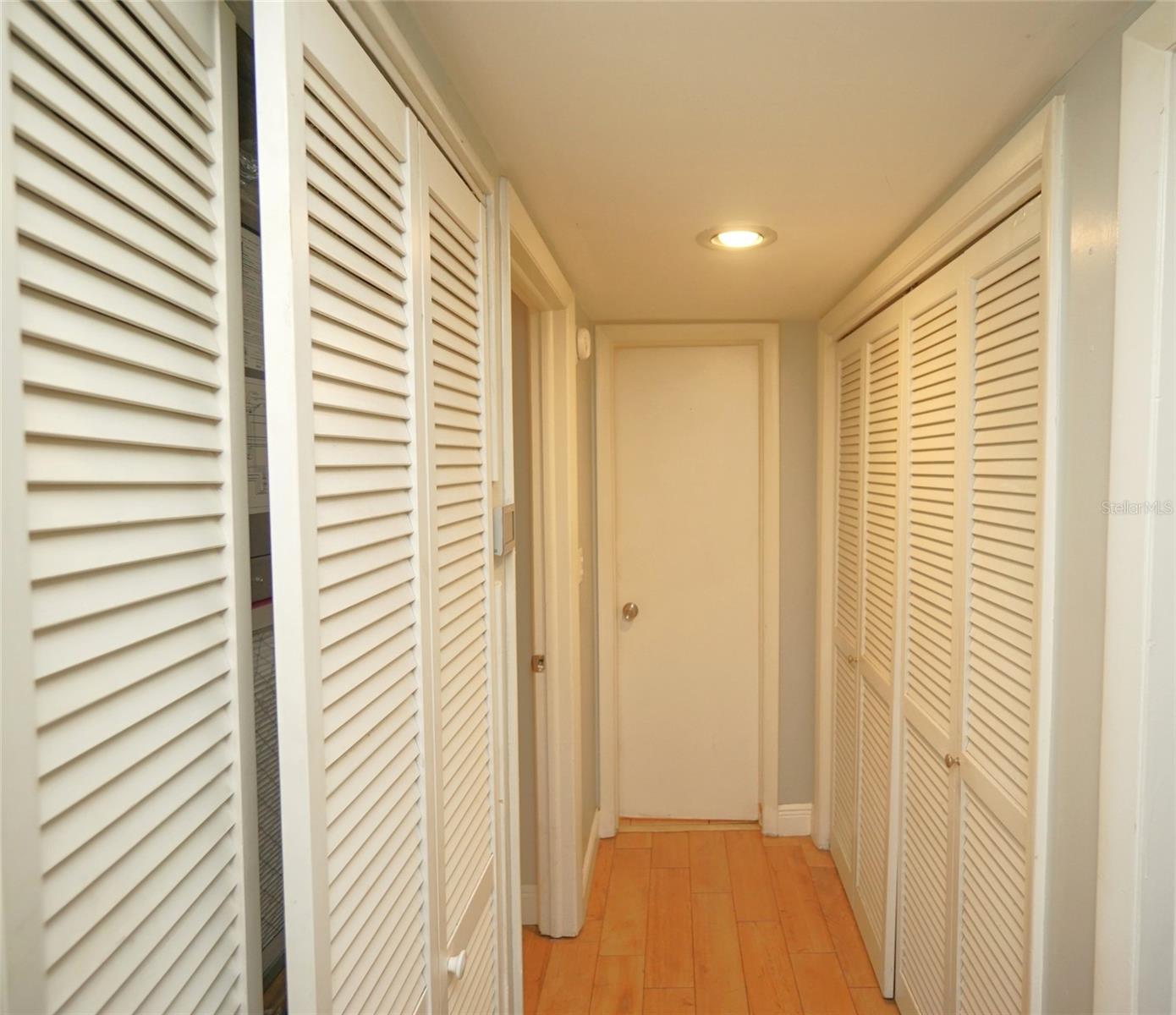 Image 14 of 31 For 760 Village Drive N 203