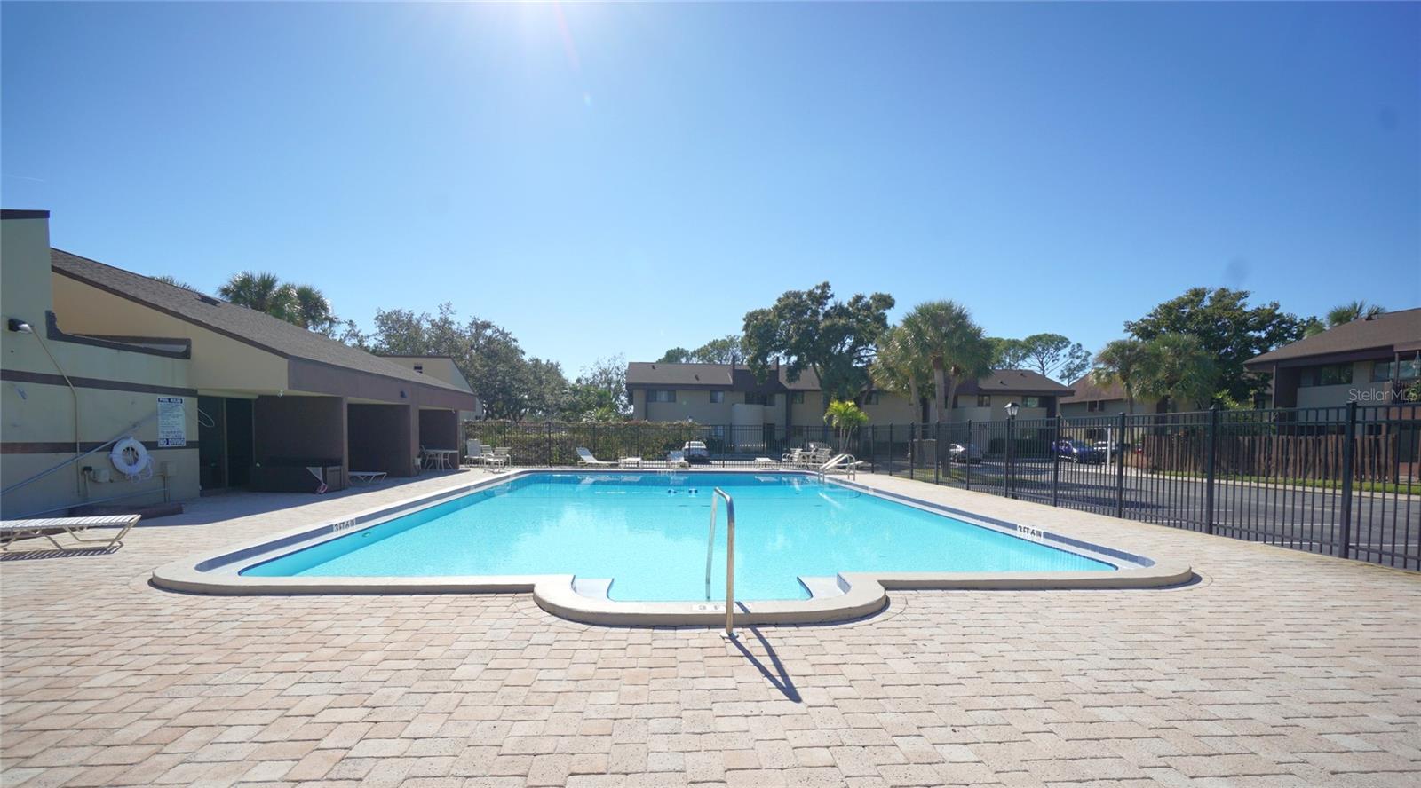 Image 26 of 31 For 760 Village Drive N 203