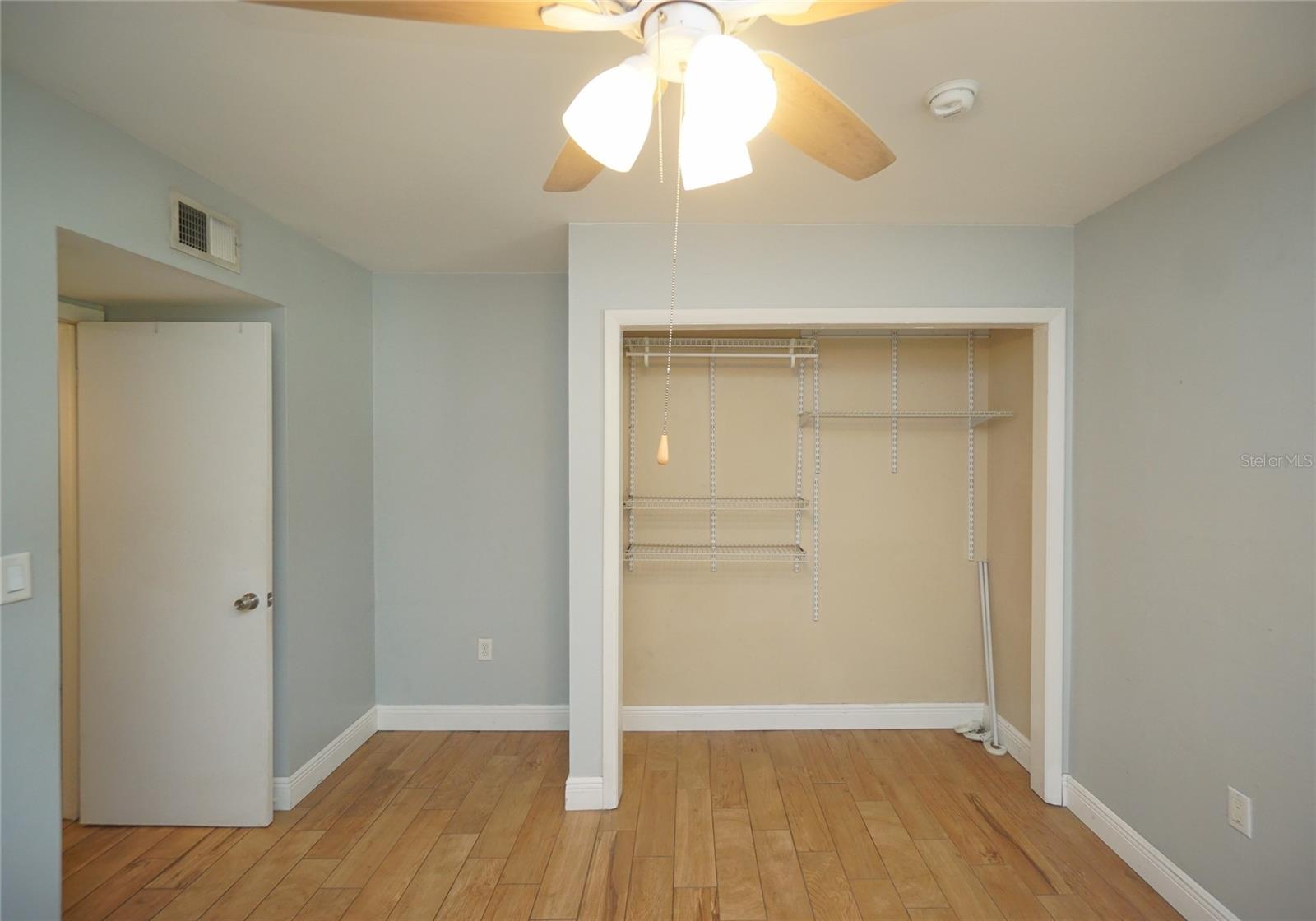 Image 9 of 31 For 760 Village Drive N 203