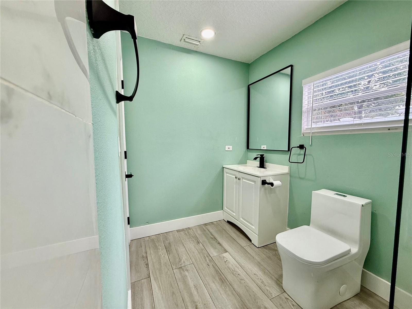 Image 12 of 27 For 1813 Wood Street