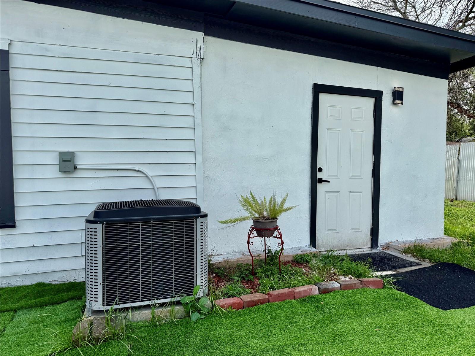 Image 19 of 27 For 1813 Wood Street