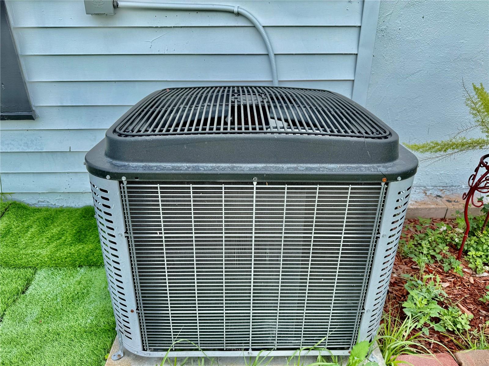 Image 20 of 27 For 1813 Wood Street