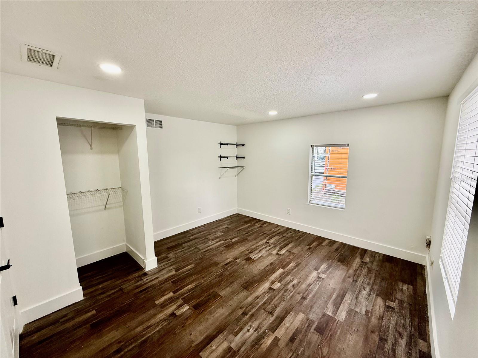 Image 9 of 27 For 1813 Wood Street