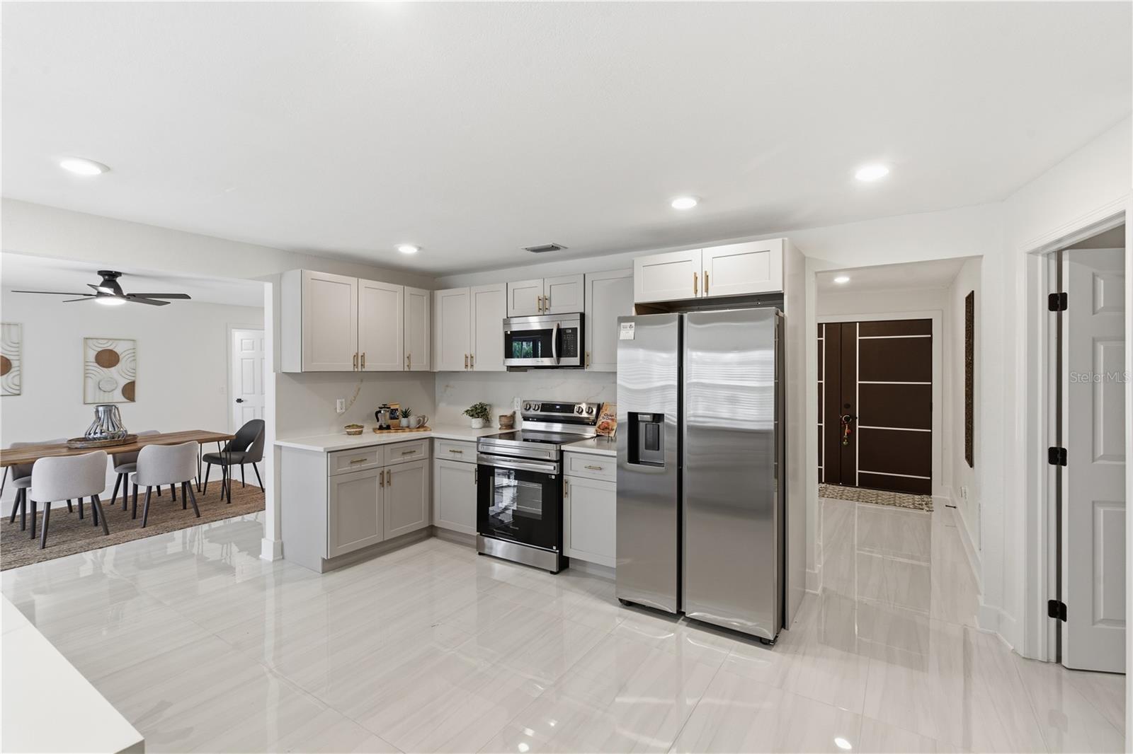 Image 13 of 57 For 4346 Marine Parkway