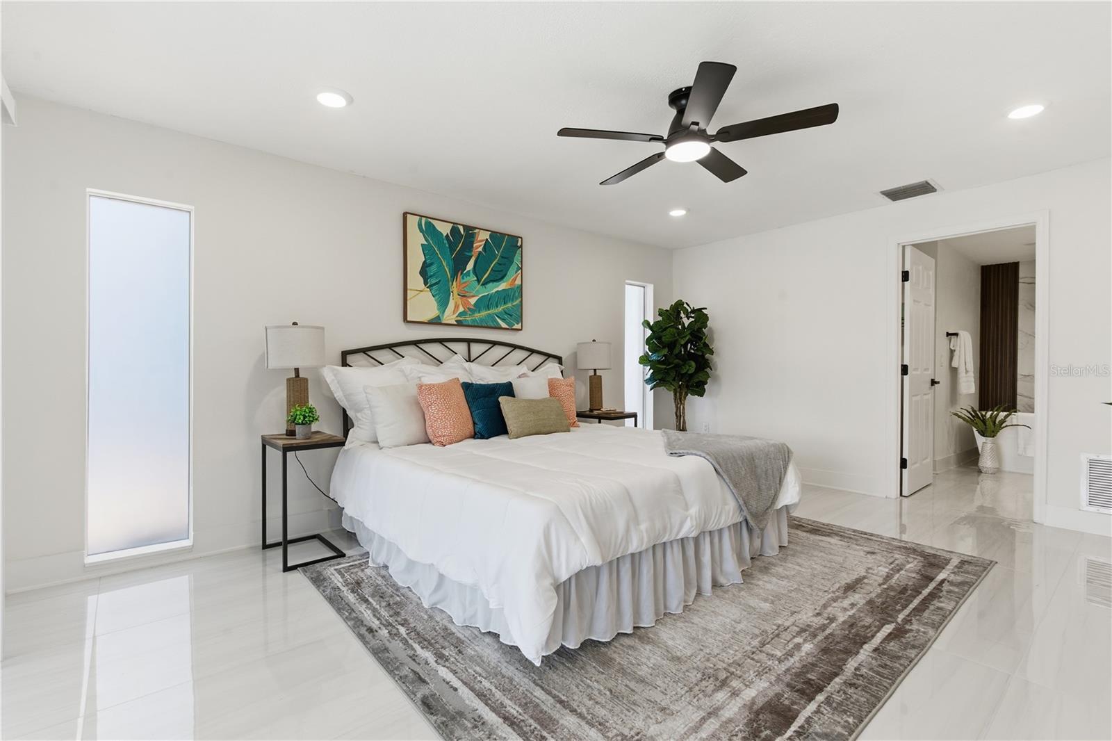 Image 29 of 57 For 4346 Marine Parkway