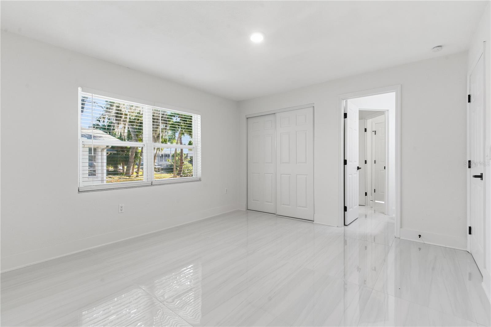 Image 35 of 57 For 4346 Marine Parkway