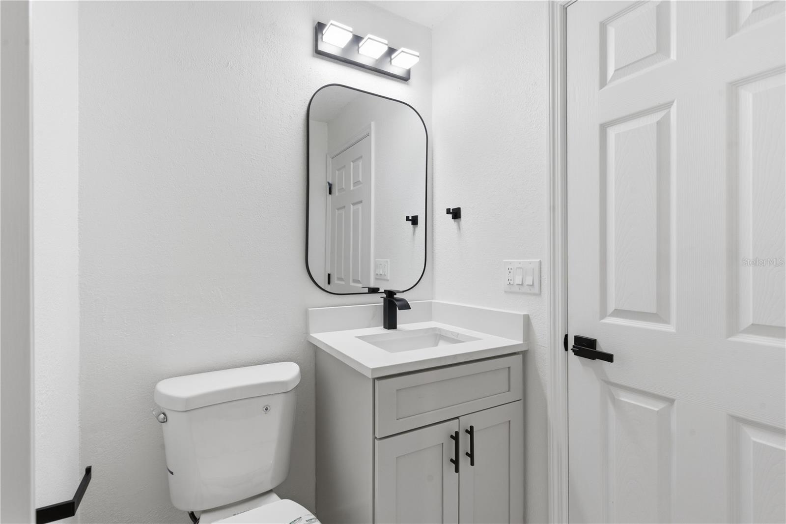 Image 37 of 57 For 4346 Marine Parkway